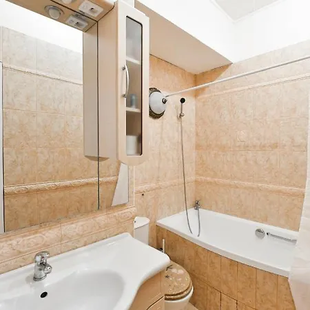 Comfort Central Apartment, 4bdrm, 2bthrm Praga
